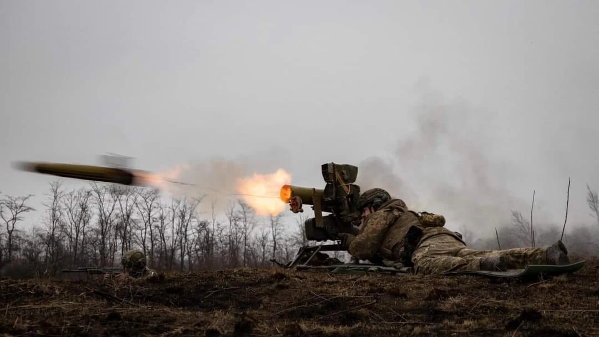 Украйна вдига оборотите в оръжейното производство, готви се за руска офанзива (ВИДЕО)