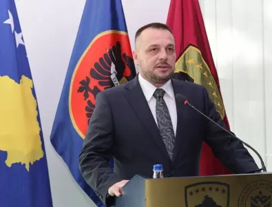 Снаряди и бронирана техника: Косово изпраща на Украйна два пакета военна помощ (СНИМКИ)
