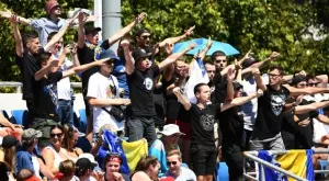 Бой в Зеница: Босненски фенове не си простиха един на друг след поражението от Украйна (ВИДЕО)