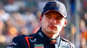 "Все едно карах с ръчна спирачка": Обяснението на Макс Верстапен за отпадането в Австралия