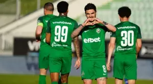 {{ otherArticle[0].article.title }}