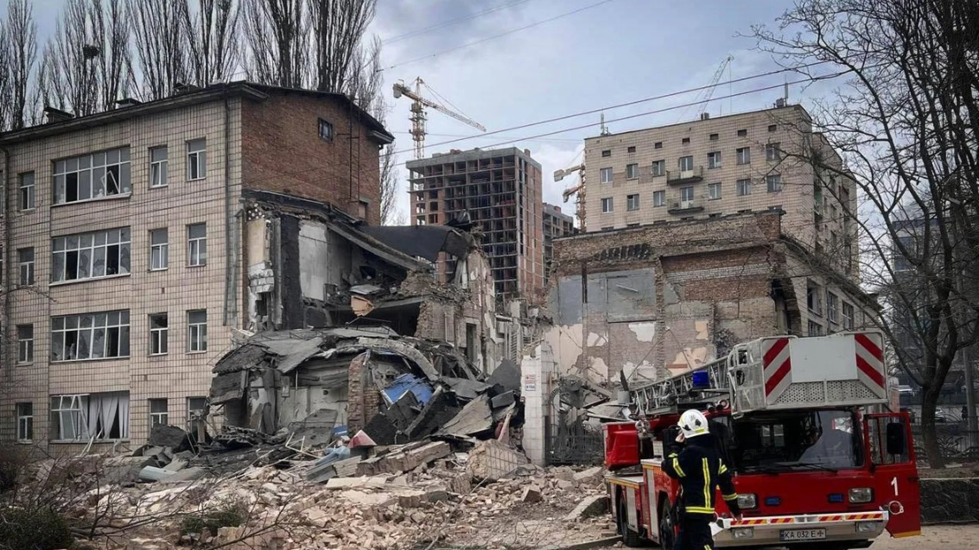 10 са ранени при руския удар по Киев