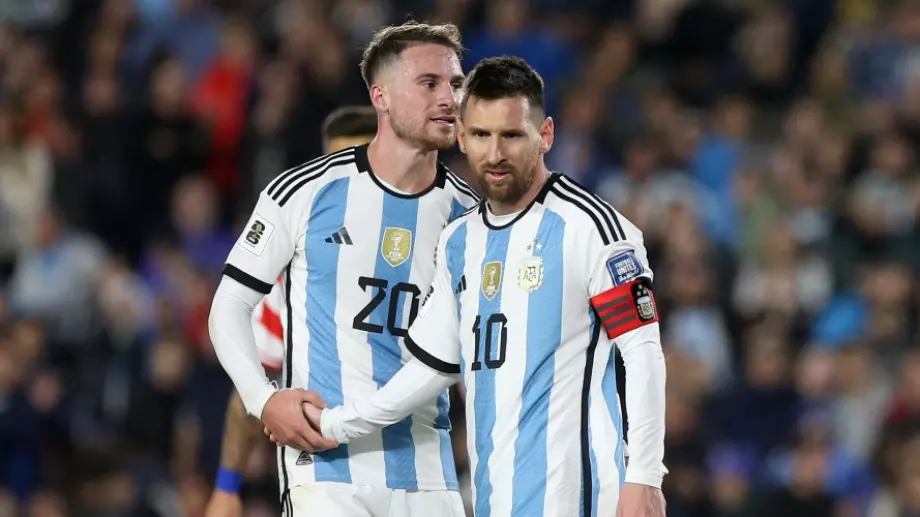 Как се справя Аржентина без Лионел Меси? Коментар от Алексис Мак Алистър
