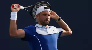 "Как може да го позволиш?": Димитров скочи на съдията заради грозна хитрина на Руне