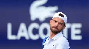 Григор Димитров дава всичко на корта - хвърли се за топката, а феновете го хванаха (ВИДЕО)