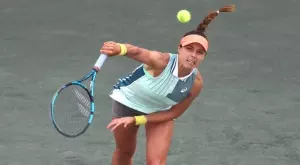 Виктория Томова започна добре срещу световната №7 - Мария Сакари, но после всичко се обърка (ВИДЕО)