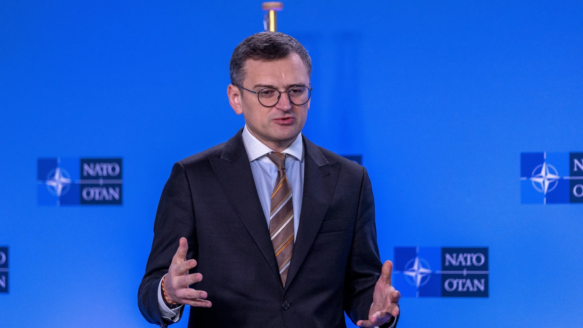Кулеба: Германия веднага започва да търси Patriot за Украйна не само в НАТО, но и в света