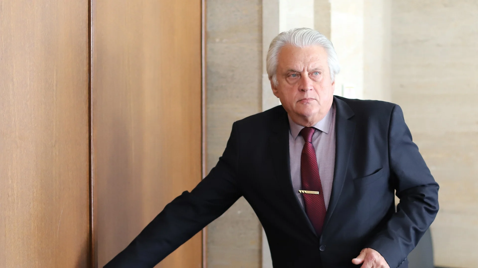 Не е имал избор: Рашков обясни защо е назначил съпругата на Нотариуса в МВР (ВИДЕО)