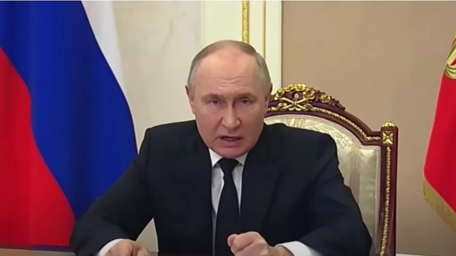 Путин се държи като съпруг, хванат от жена си с любовница: Руски анализатор