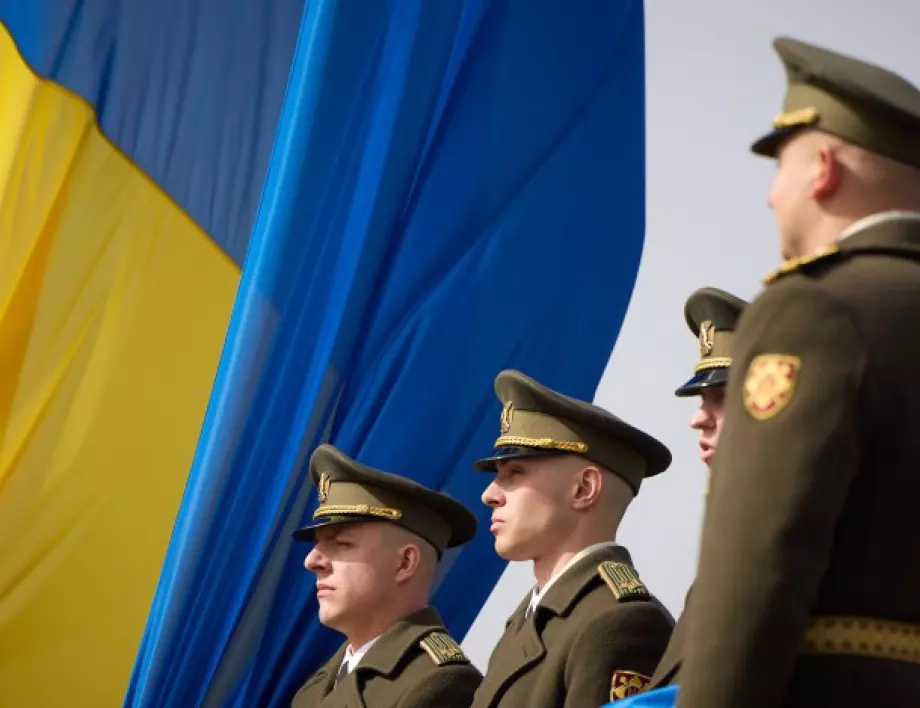 Командирите на направленията "Юг" и "Запад" на украинската армия са уволнени