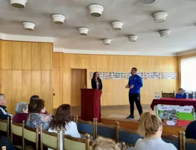 Кметът на Самоков и жители на Горни Окол обсъдиха най-важните проблеми на селото