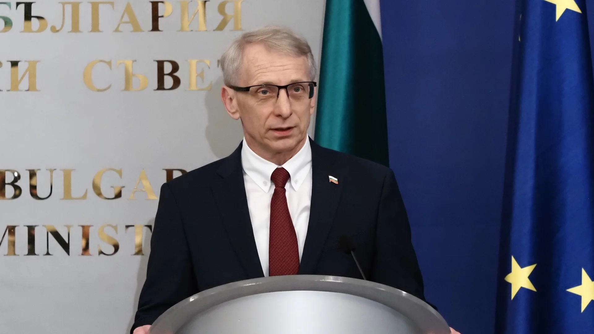Денков пред POLITICO: Русия ще се опита да възвърне влиянието си в България