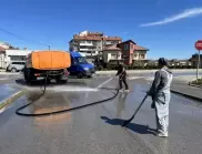 Започна миенето на улици в Самоков