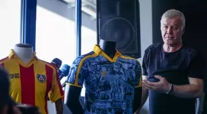 Идеята за новата фланелка идва от шеф на Левски, а проектът е половин млн. лева (ВИДЕО)