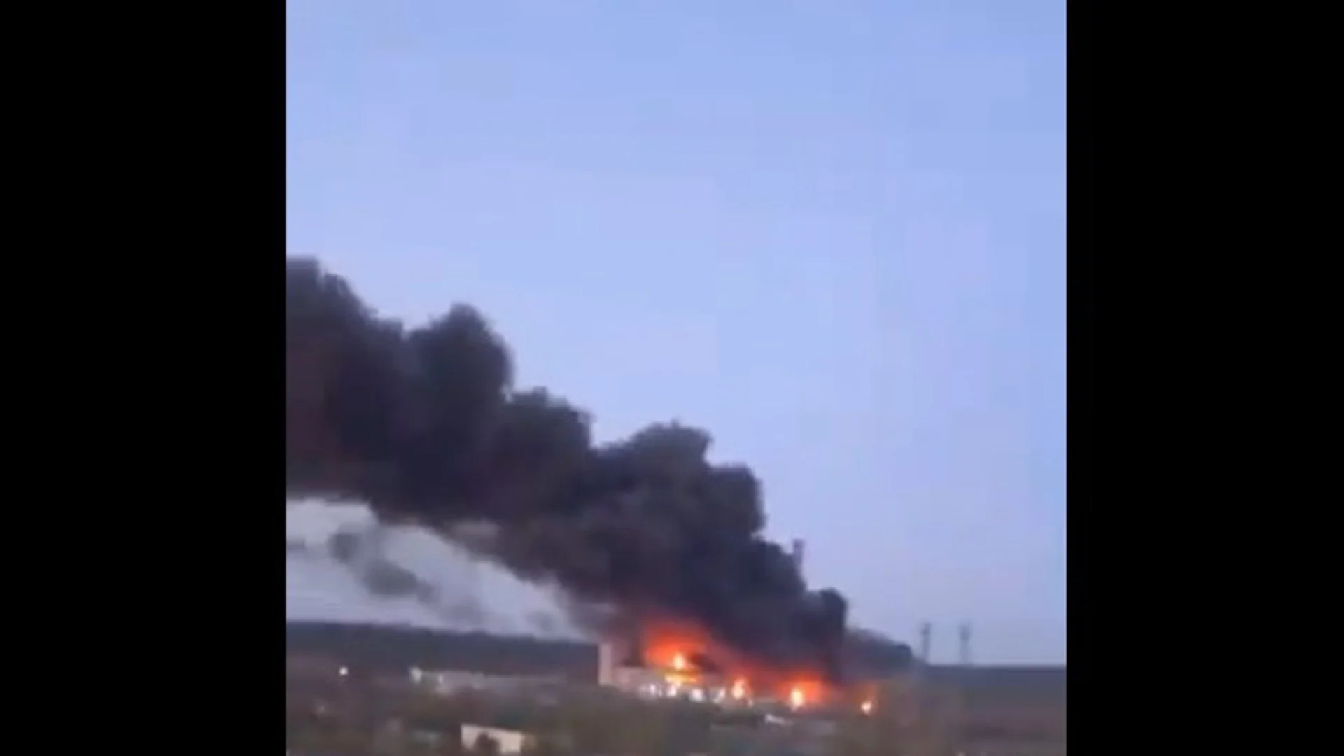 Втора за деня: Русия подпали още една ТЕЦ в Украйна