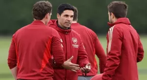 Микел Артета съжали за първото полувреме срещу Астън Вила и отправи призив преди реванша с Байерн Мюнхен