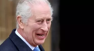 Една от звездите на Райън Рейнолдс: Мразя Крал Чарлз в червата! (ВИДЕО)