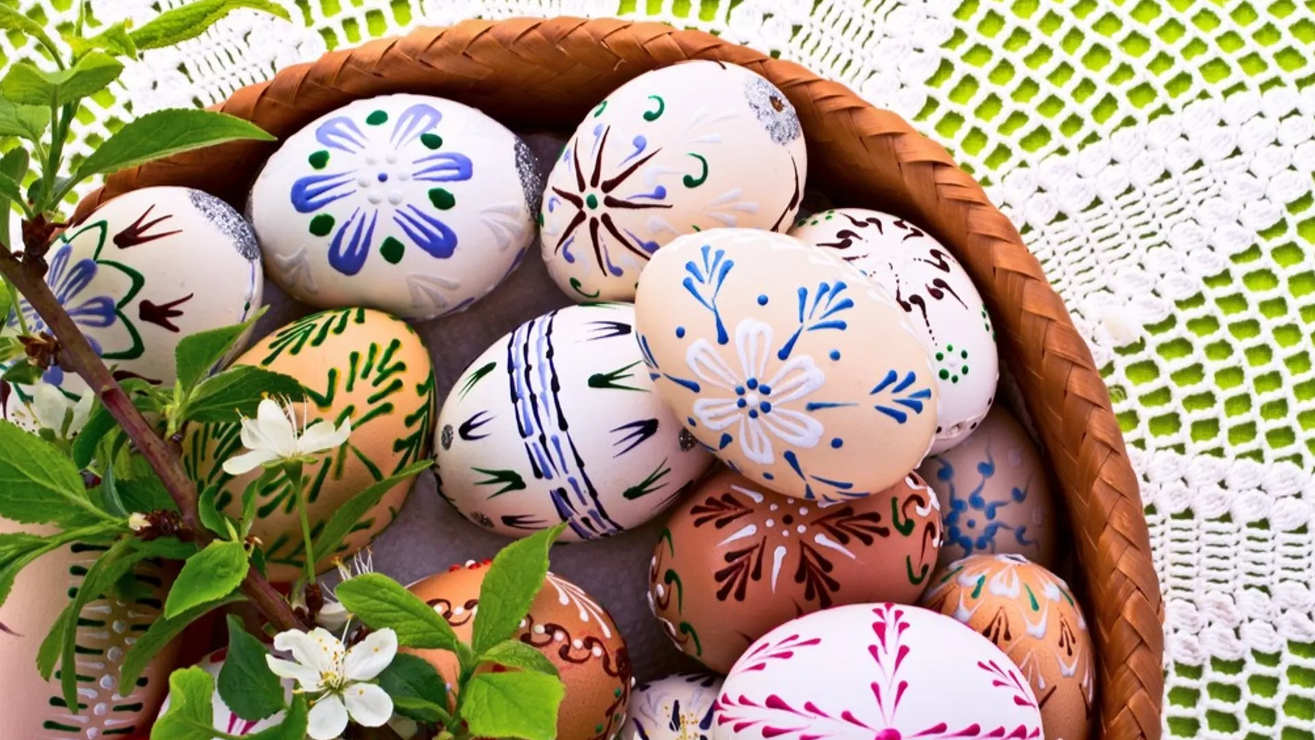 Как да боядисаме яйца за Великден без химия: Начините, за които никога не сте чували