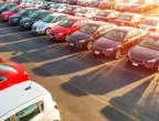 Продажбите на нови автомобили в ЕС се сринаха до 16-месечно дъно