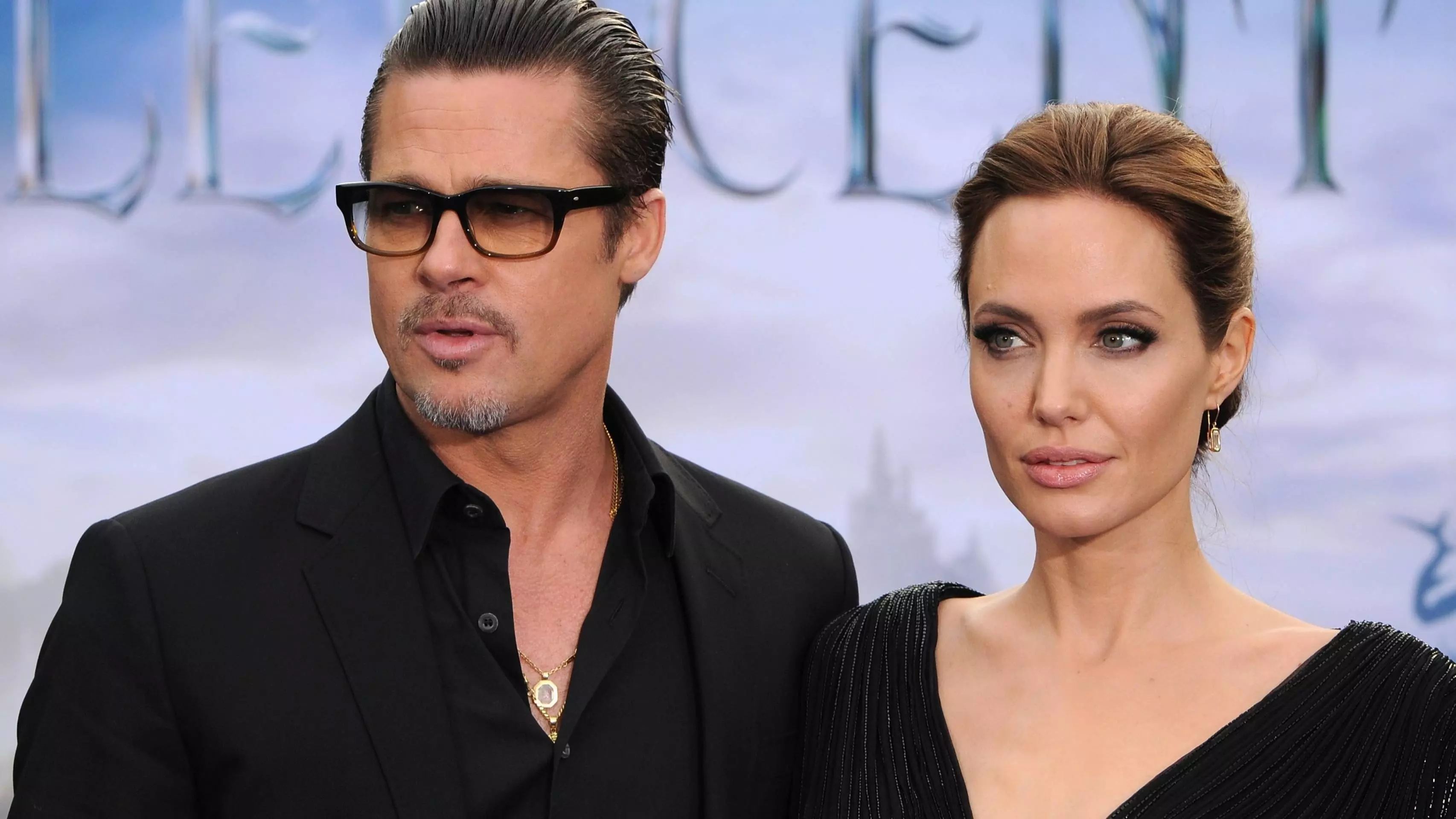 Къде е истината: Анджелина Джоли иска да изсмуче всички пари на Брад Пит или обратното?