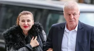 Илиана Раева отиде до стадиона на Левски и си тръгна с 4 торби (СНИМКА)