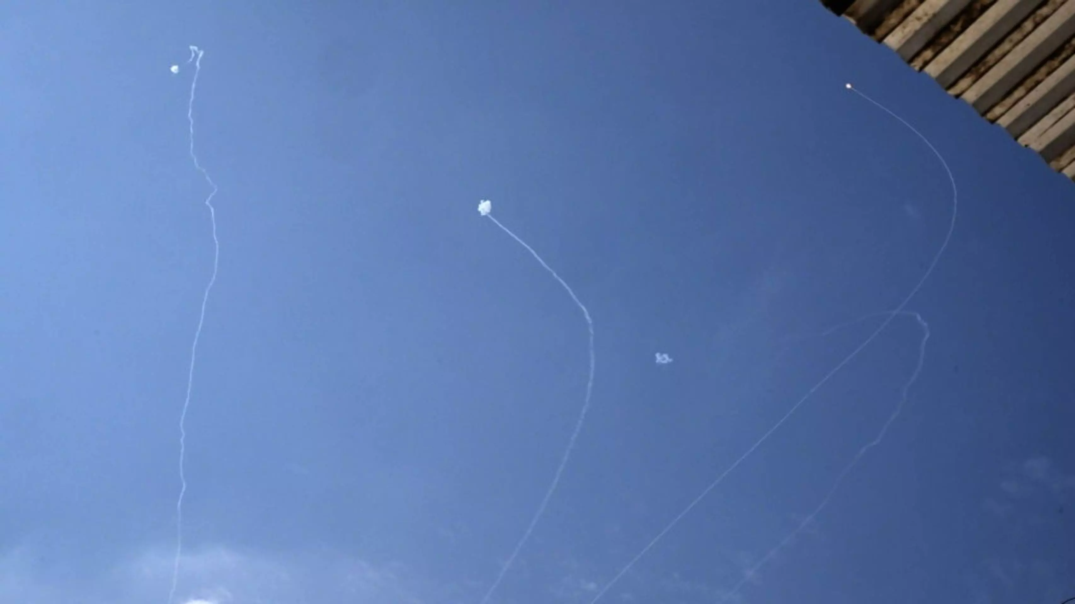 Ракети и дронове засипаха Русия, взривове в Украйна след руска атака
