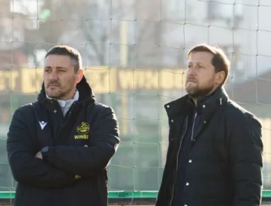 Треньорът на Ботев Пловдив има срок до май, за да заслужи нов договор