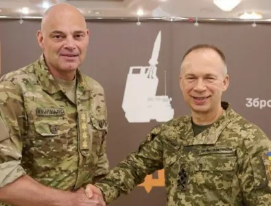 Новият командващ армията на Дания пристигна в Киев за среща с генерал Сирски (СНИМКИ)