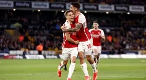 Арсенал се поизмъчи, но излезе първи във Висшата лига пред Ман Сити и Ливърпул (ВИДЕО)