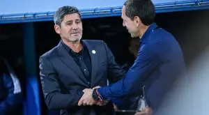 Треньорът на Берое поздрави Левски и даде отлична оценка на Николай Костов