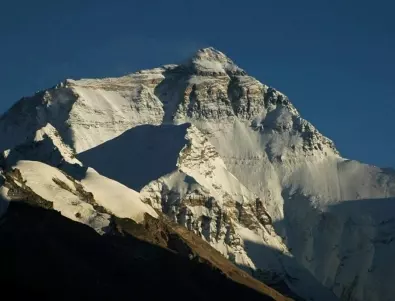 Дигитализираха писмата на първия алпинист, едва разминал се да покори Еверест