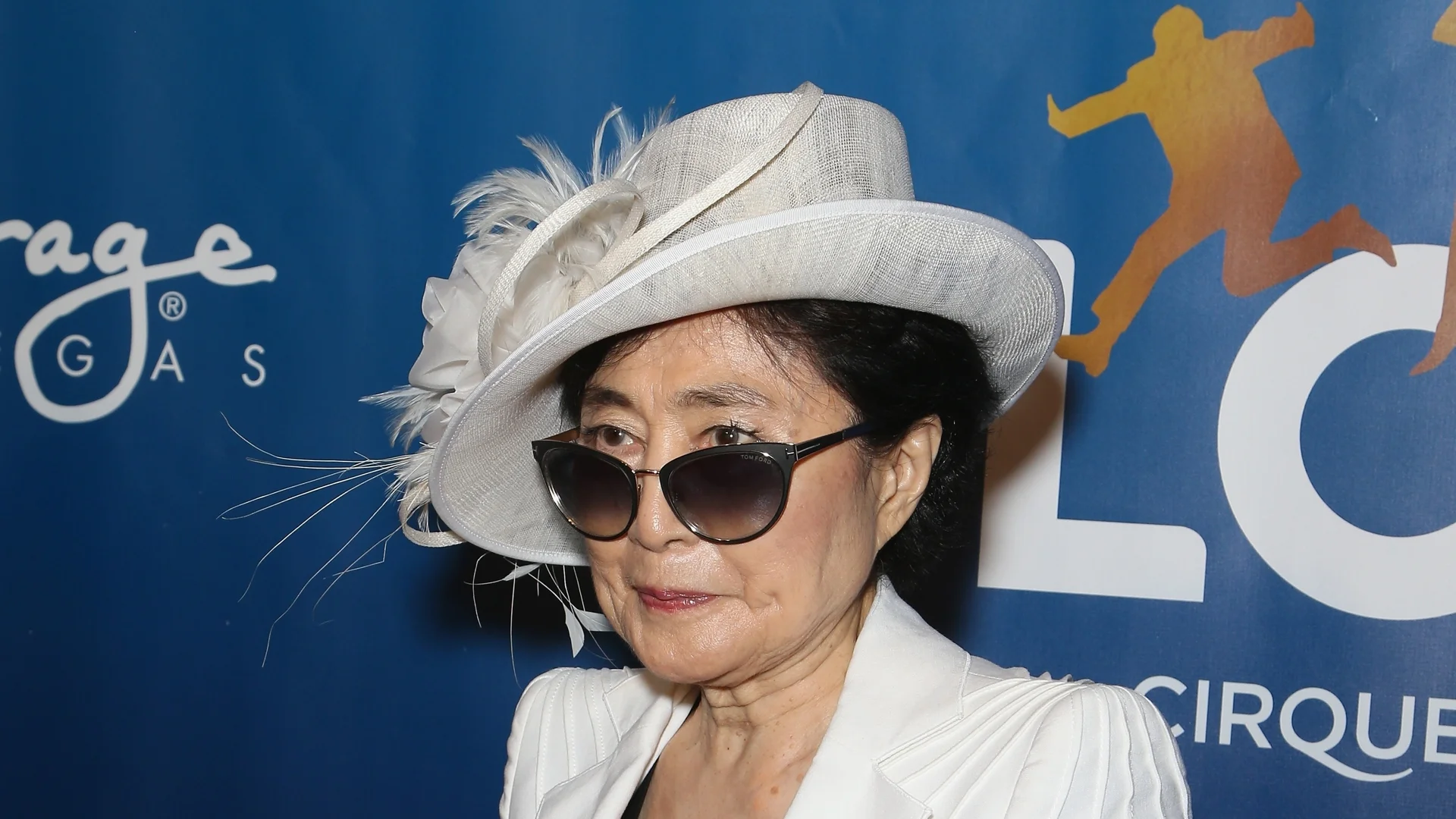 Йоко Оно с медал за изключителен принос към американската култура