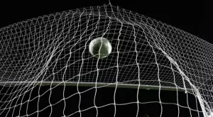 16 гола при победа 32:0 - кой е най-резултатният играч във футболен мач? (ВИДЕО)