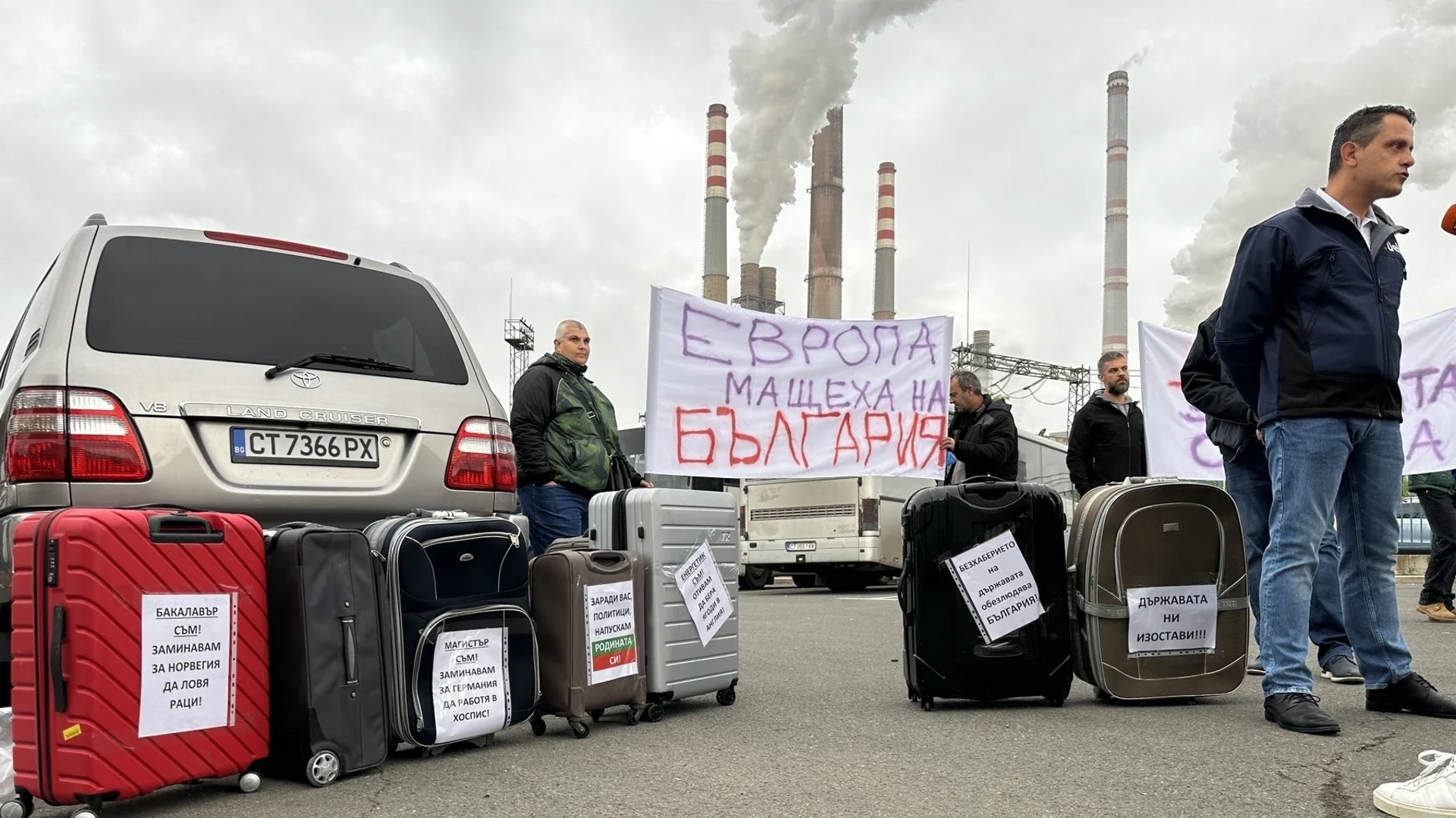 Въглищата, миньорите и токът: Предизборни кебапчета