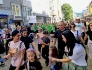 "Танцова фиеста" с пълен площад и безброй танци в Асеновград (СНИМКИ)