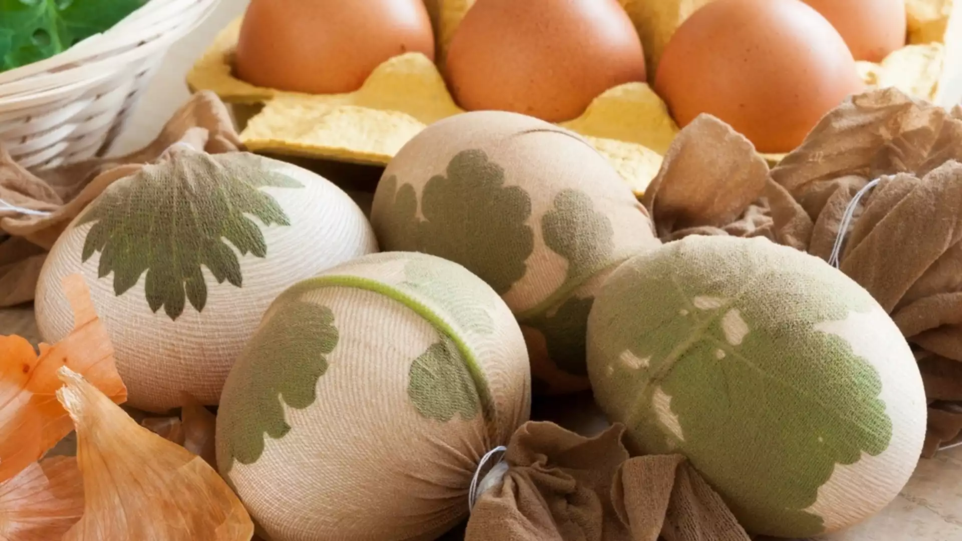 Кои са най-лесните начини за боядисване на яйца?