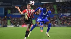 Страхотен жест: Отбор от Ла Лига излезе на терена с жени за петъчния си мач! (ВИДЕО)