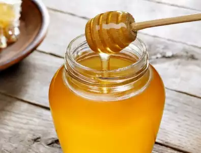 Зелените орехи с мед прочистват организма