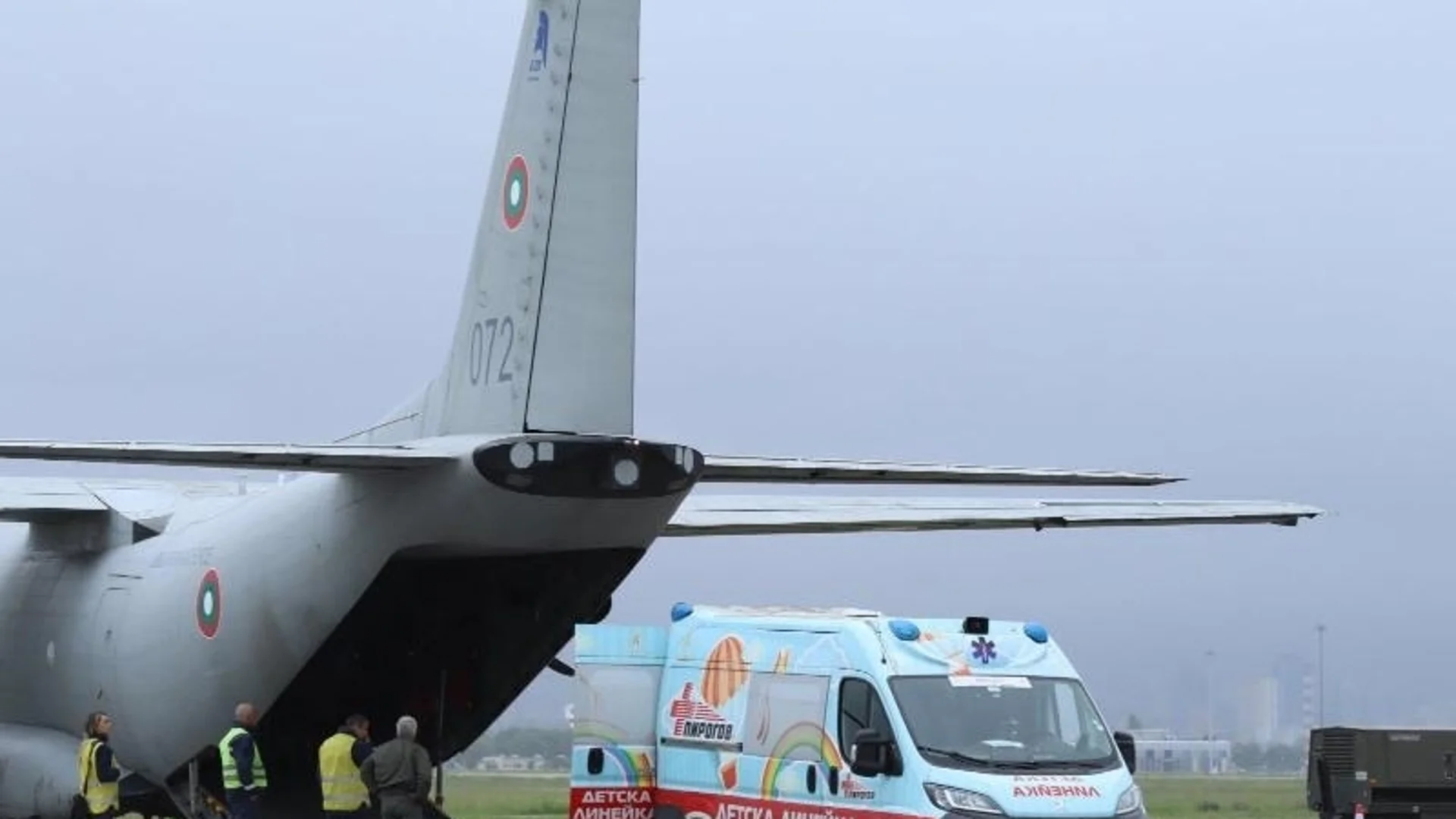 Екипаж от ВВС транспортира пациент от Варна до София (СНИМКИ)