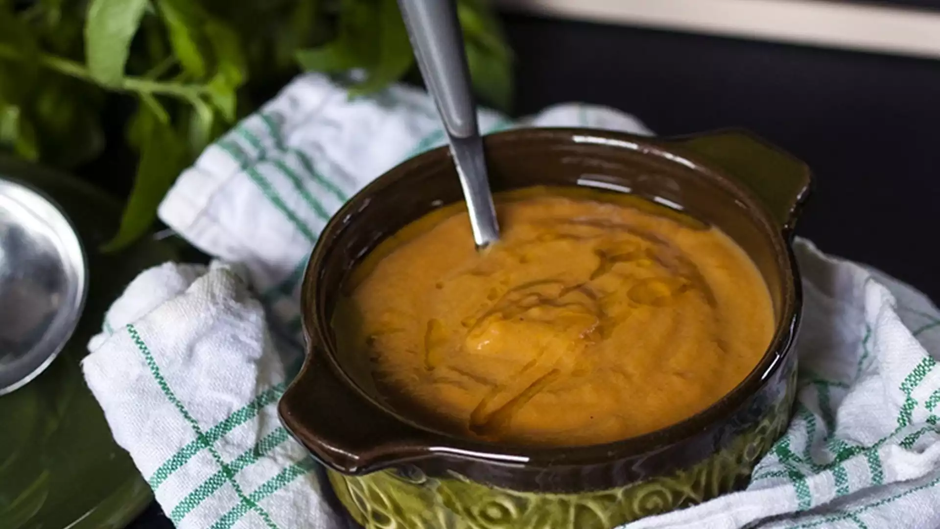 Бадемова КРЕМ супа от червена леща: Не сте яли по-вкусна