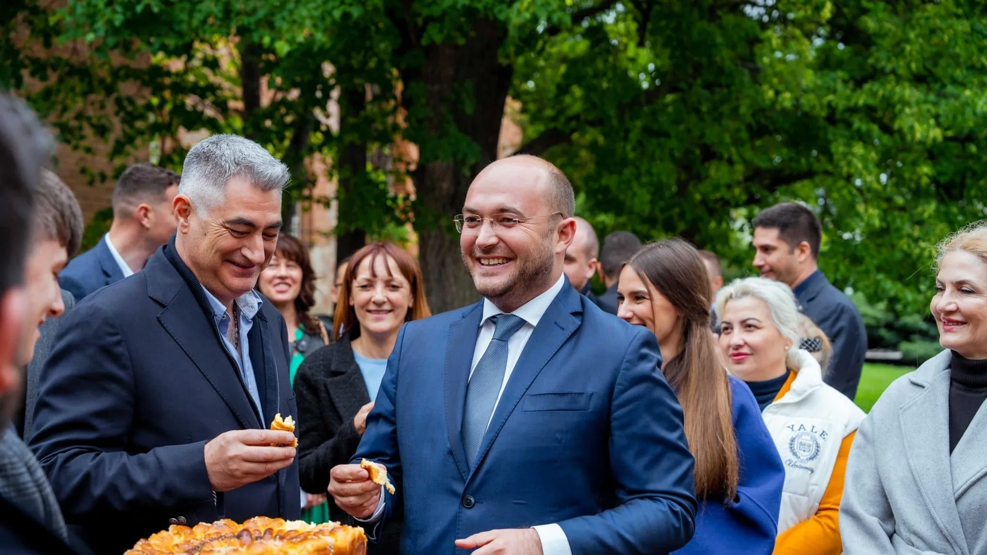 ГЕРБ-СДС откри кампанията си в София с тържествен водосвет и молитва (СНИМКИ)