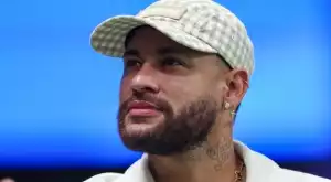 ВИДЕО: Неймар подкрепи Фюри преди мача с Усик, Тайсън му обеща самба на ринга