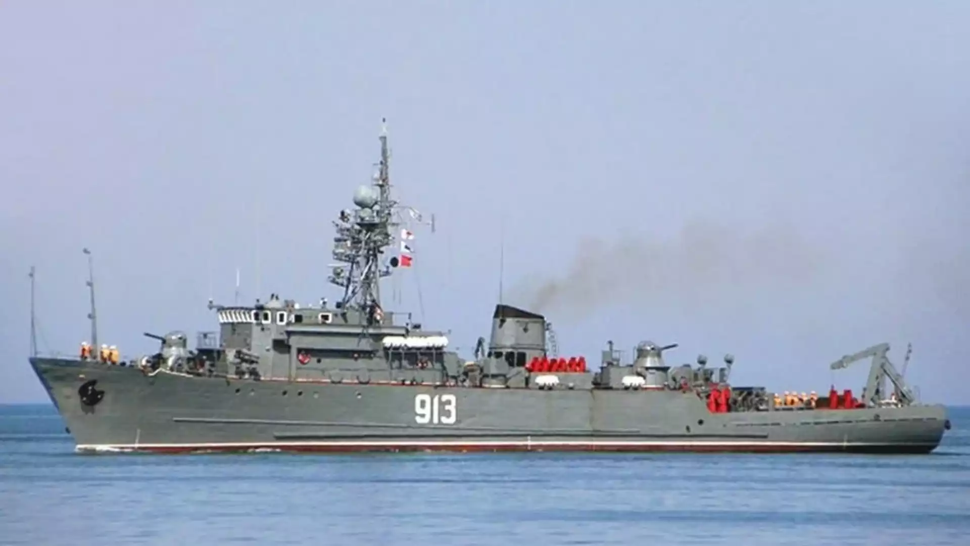 Още един кораб от Руския черноморски флот е в историята (СНИМКА)