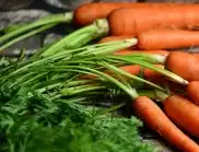 Изхвърляме ги, а не трябва: Защо листата от моркови са толкова полезни