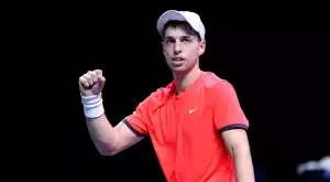 Чудесен Адриан Андреев потегли на Ролан Гарос със спасен мачбол и пълен обрат срещу световния №167