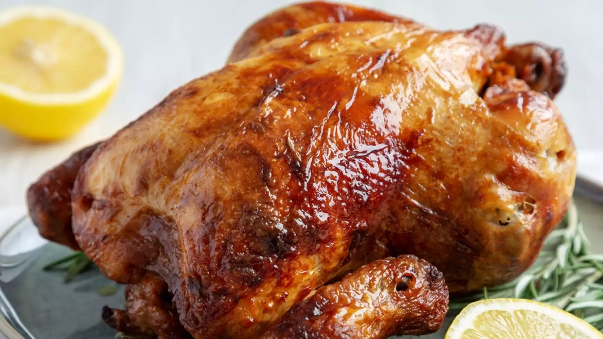 Сочно печено пиле: Тайната е в маринатата