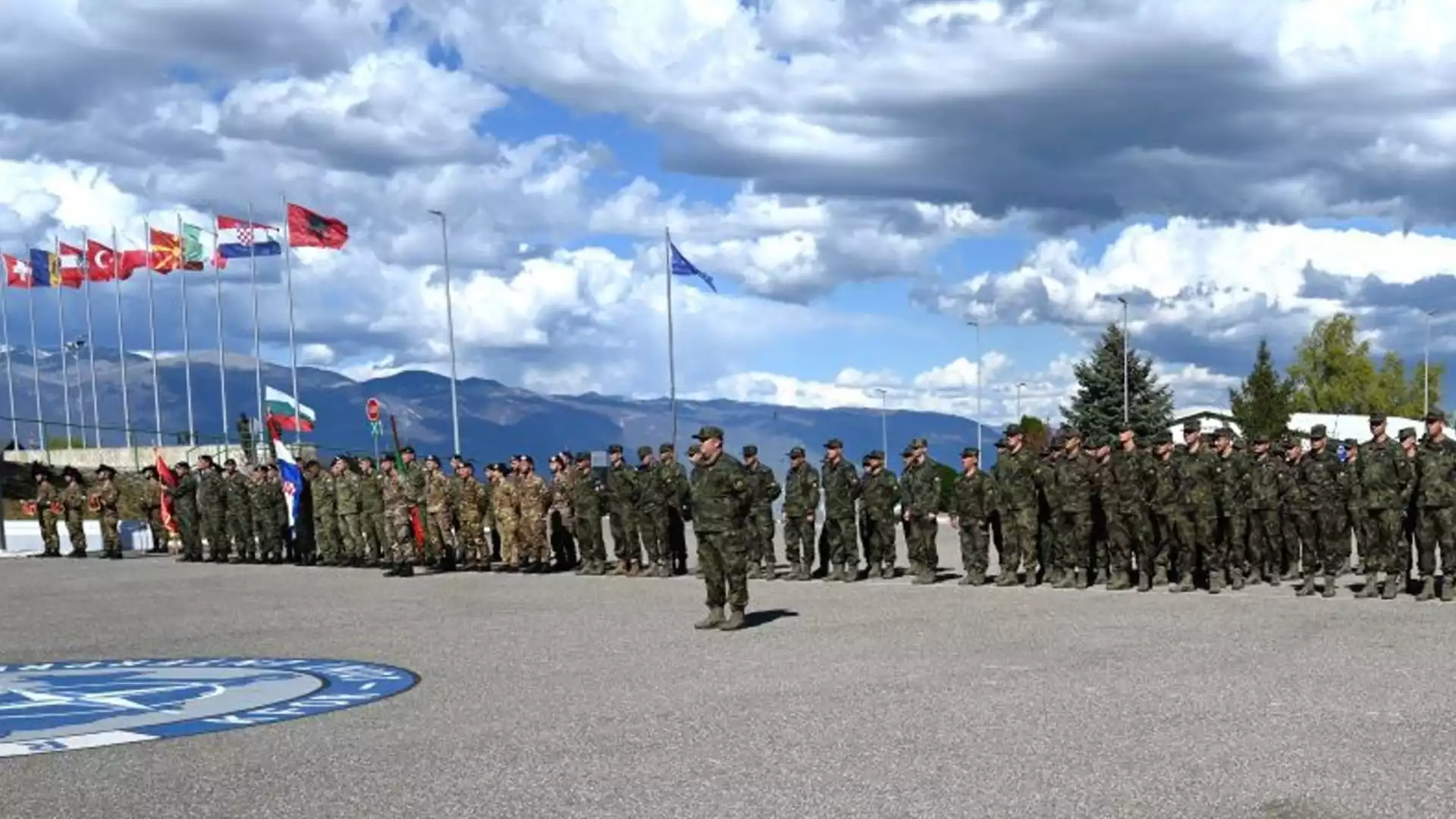 Над 100 български военни заминават за Косово, за да пазят мира от името на НАТО