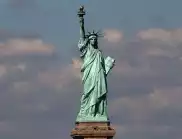 Знаете ли колко е висока Статуята на свободата в Ню Йорк
