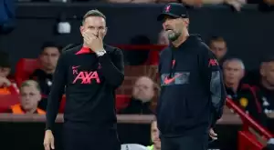 "Може да дойде веднага в моя отбор": Дясната ръка на Клоп за безценен играч на Ливърпул