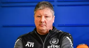 Обрат! ЦСКА няма да връща Любо Пенев, мисли върху 2 варианта за треньор на тима